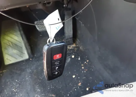 2021 Toyota Rav4 Hybrid Xle from USA, damaged, VIN 4T3RWRFV3MU044363